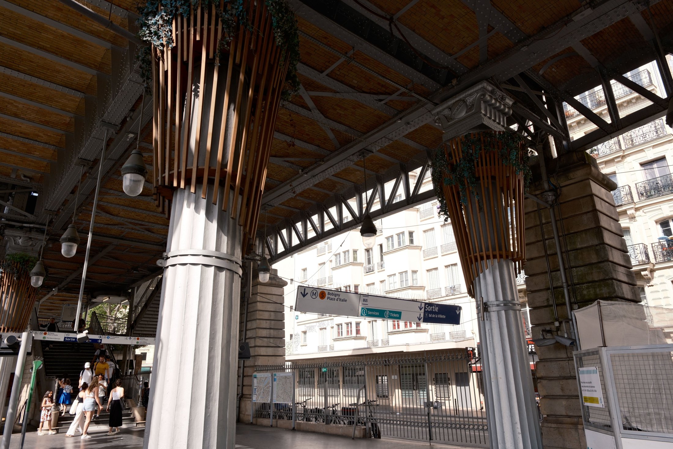Extérieur de la station